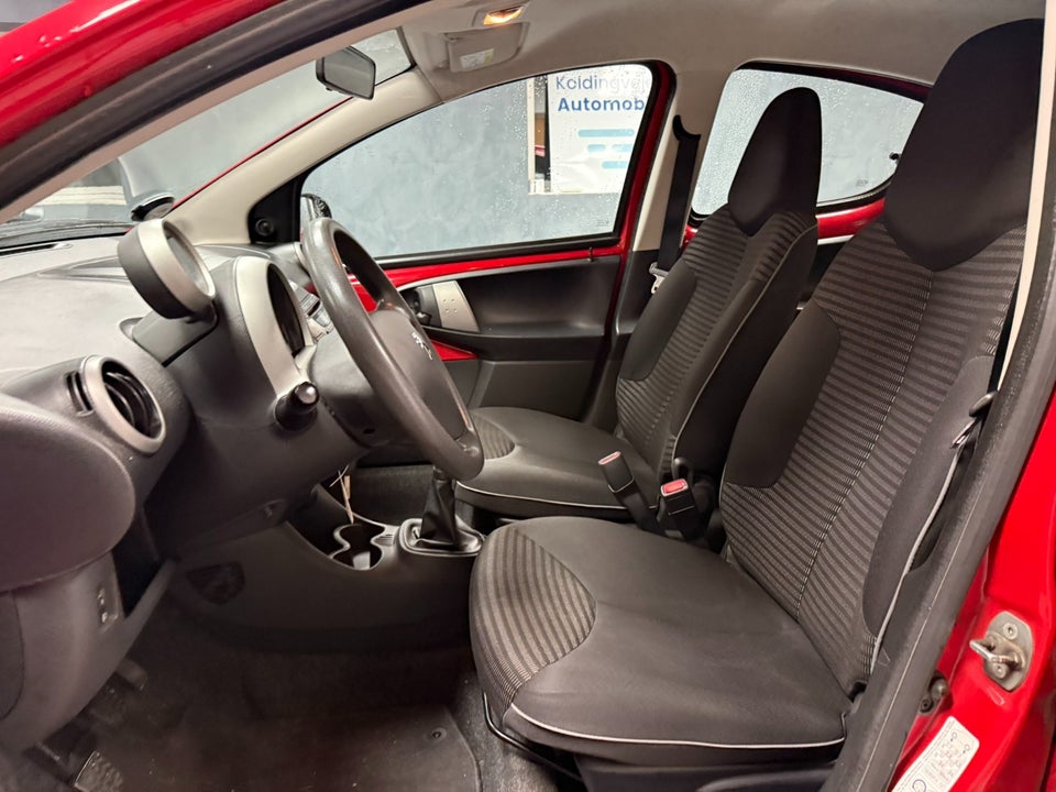 Peugeot 107 1,0 Champion 5d