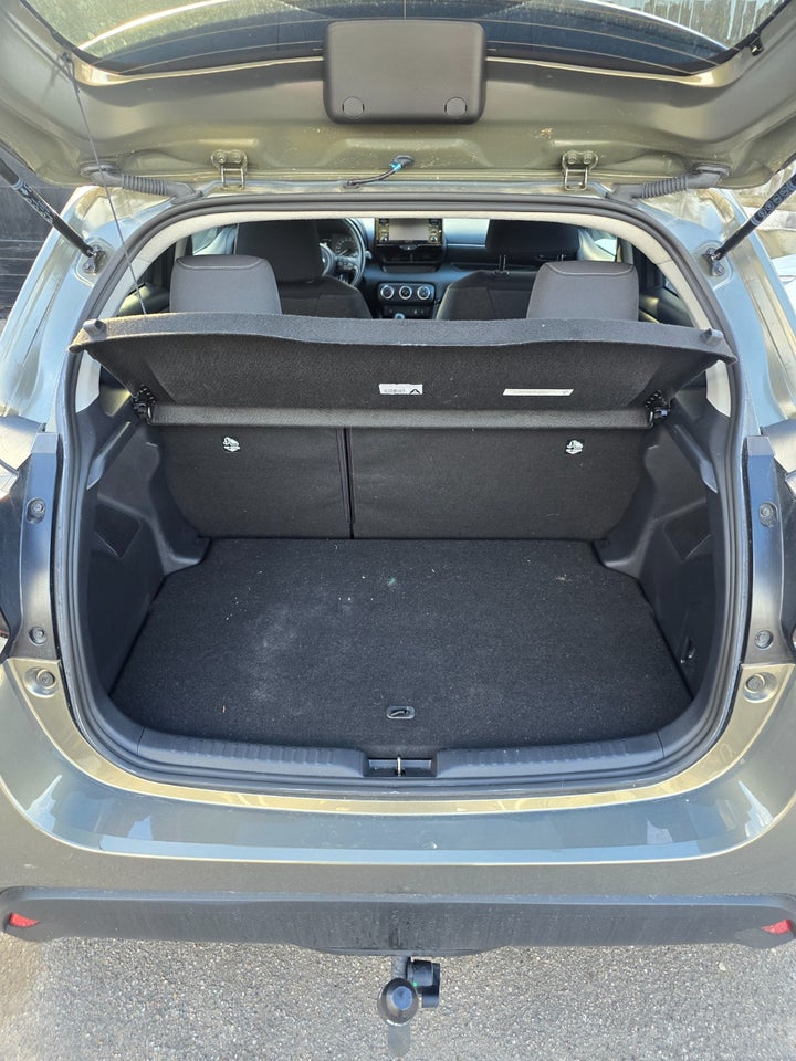 Toyota Yaris 1,5 Active 5d