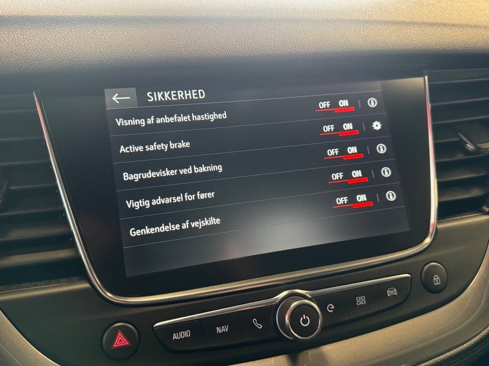 Opel Grandland X 1,6 Hybrid4 Ultimate aut. 5d