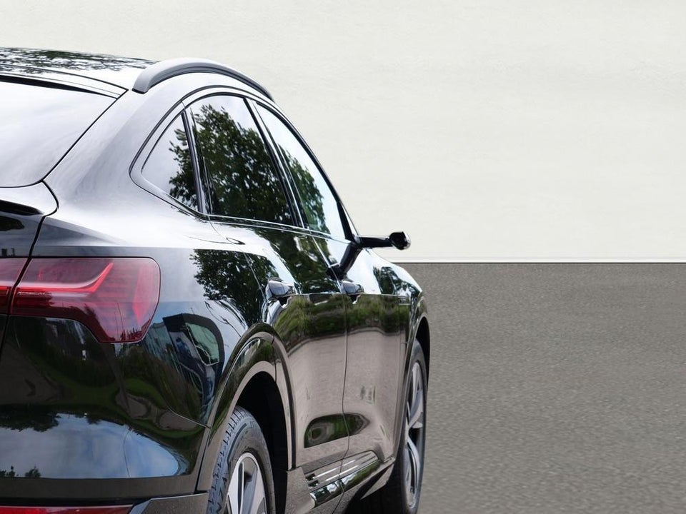 Audi Q8 e-tron 55 S-line Sportback quattro 5d