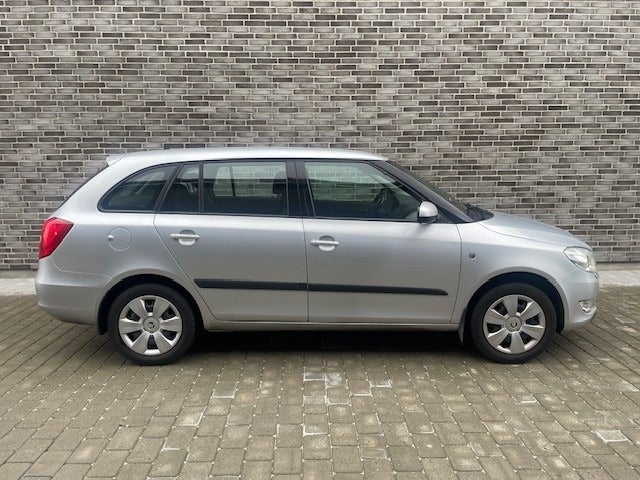 Skoda Fabia 1,2 TSi 86 Elegance Combi 5d