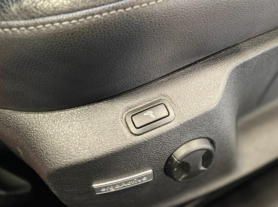 VW Golf VII 1,4 TSi 140 Highline 3d