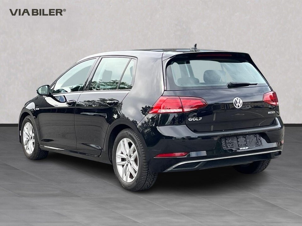 VW Golf VII 1,5 TSi 130 Comfortline DSG 5d