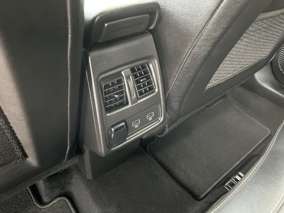 Renault Captur 1,6 E-Tech Intens 5d