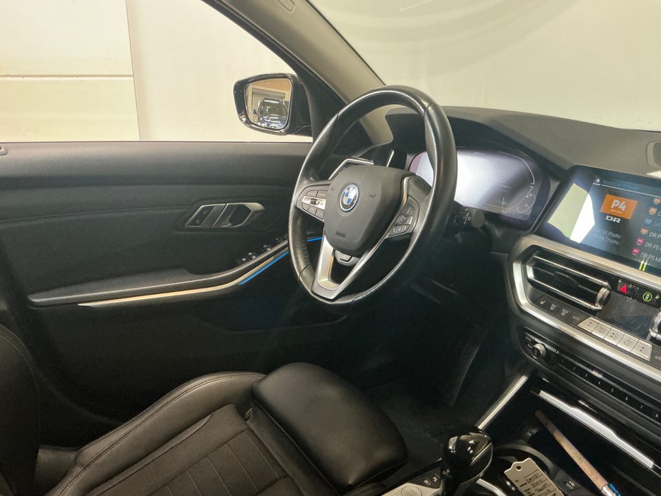 BMW 330e 2,0 Touring Sport Line aut. 5d