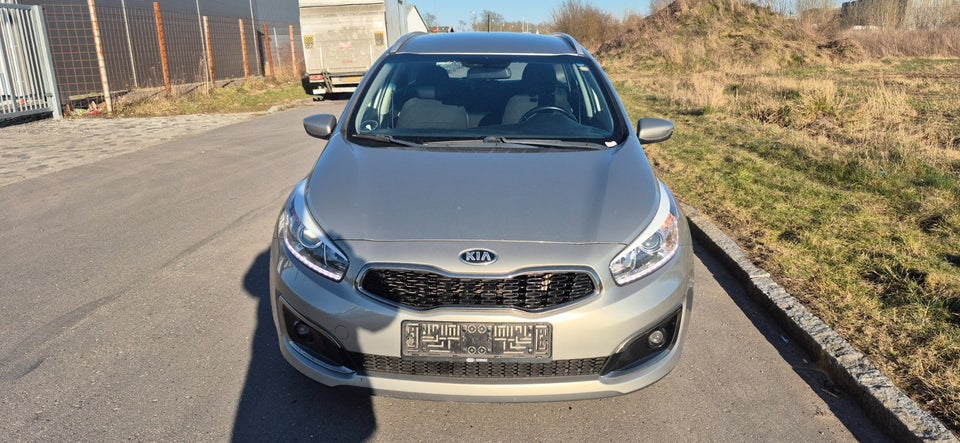 Kia Ceed 1,0 T-GDi Premium SW 5d
