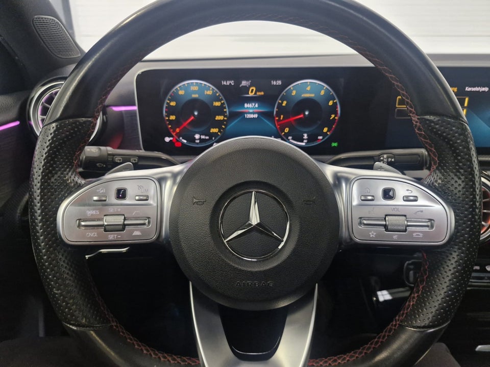 Mercedes A250 2,0 AMG Line aut. 5d