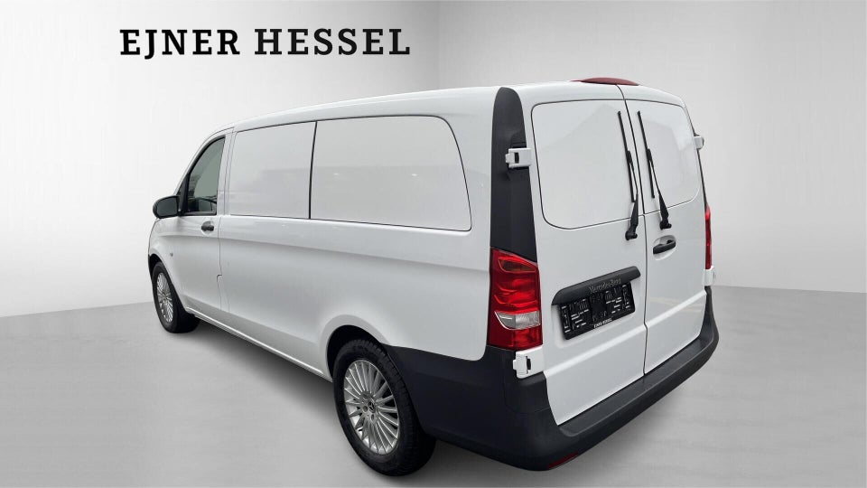 Mercedes eVito 129 Tourer PRO L Van