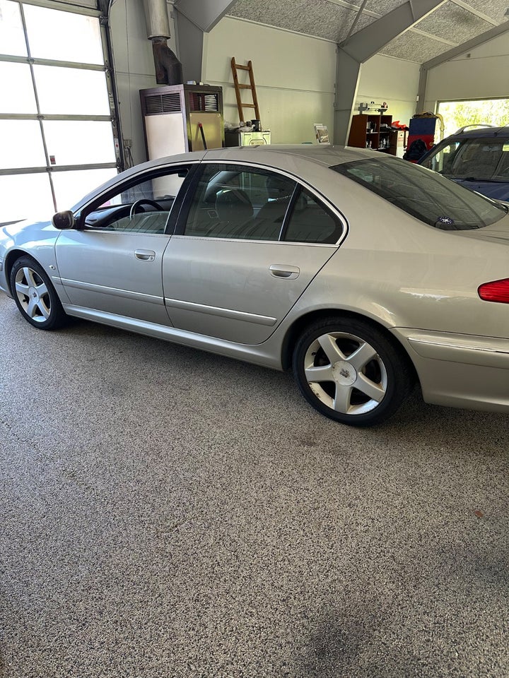Peugeot 607 2,2 Ibene 4d