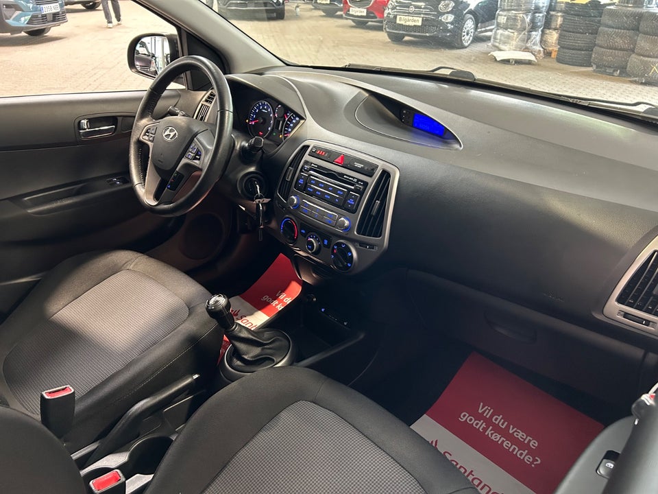 Hyundai i20 1,25 Classic Go! 5d