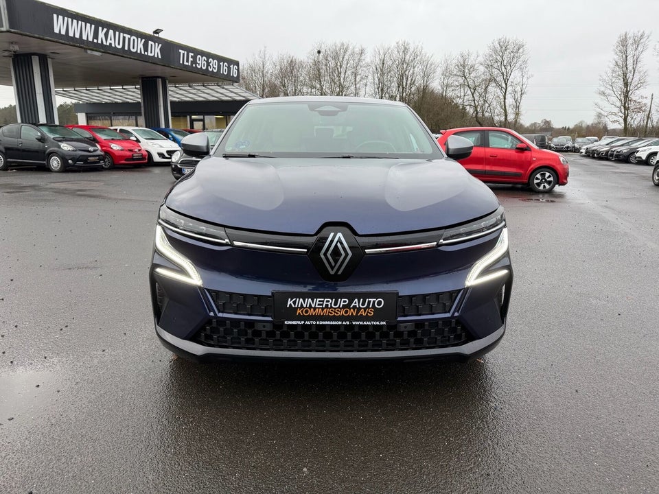 Renault Megane E-Tech 40 Equilibre 5d
