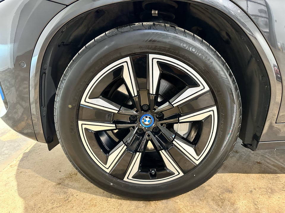 BMW iX3 Charged M-Sport 5d