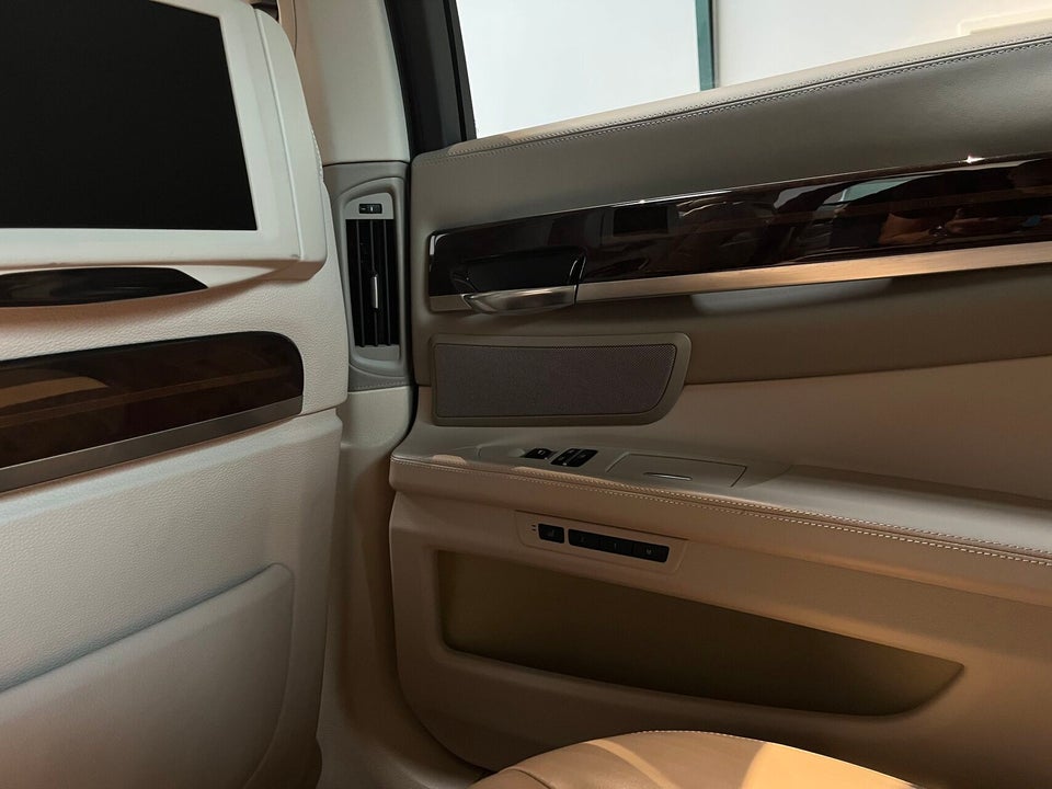 BMW 760i 6,0 Steptr. 4d