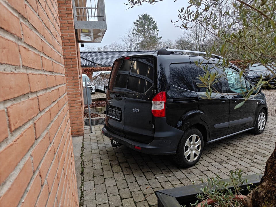 Ford Transit Courier 1,5 TDCi 100 Trend Van 4d