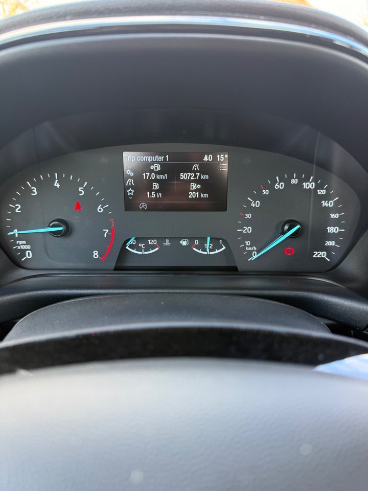 Ford Fiesta 1,0 EcoBoost mHEV Connected 5d