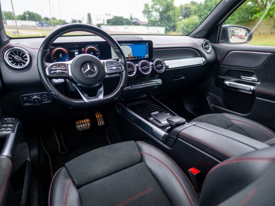 Mercedes EQB250 AMG Line 5d