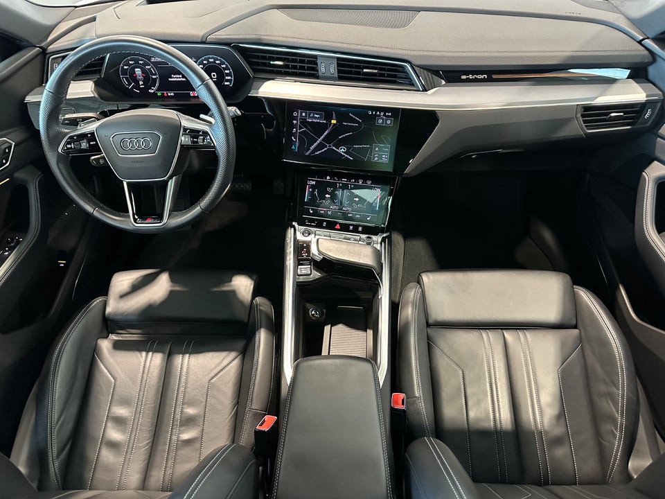 Audi e-tron 55 S-line quattro 5d