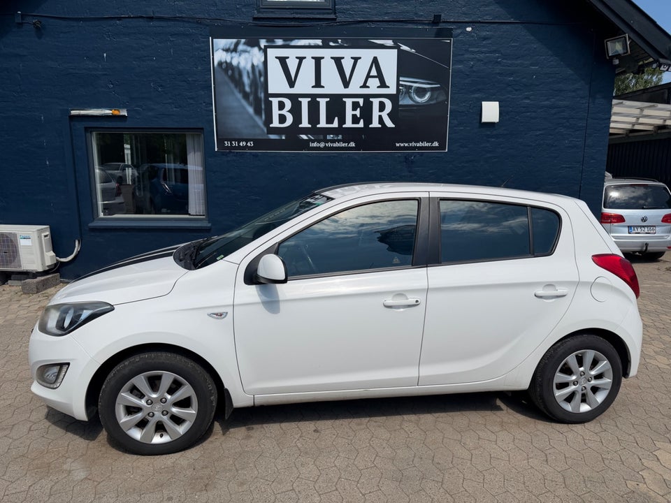 Hyundai i20 1,25 Classic XTR 5d