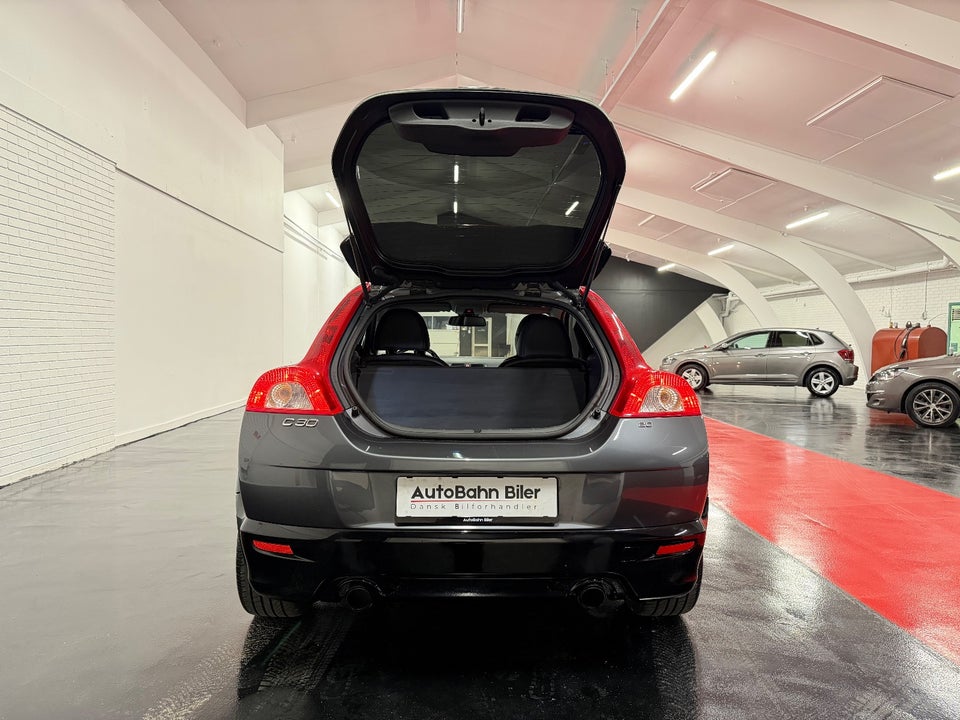Volvo C30 2,0 Kinetic 3d