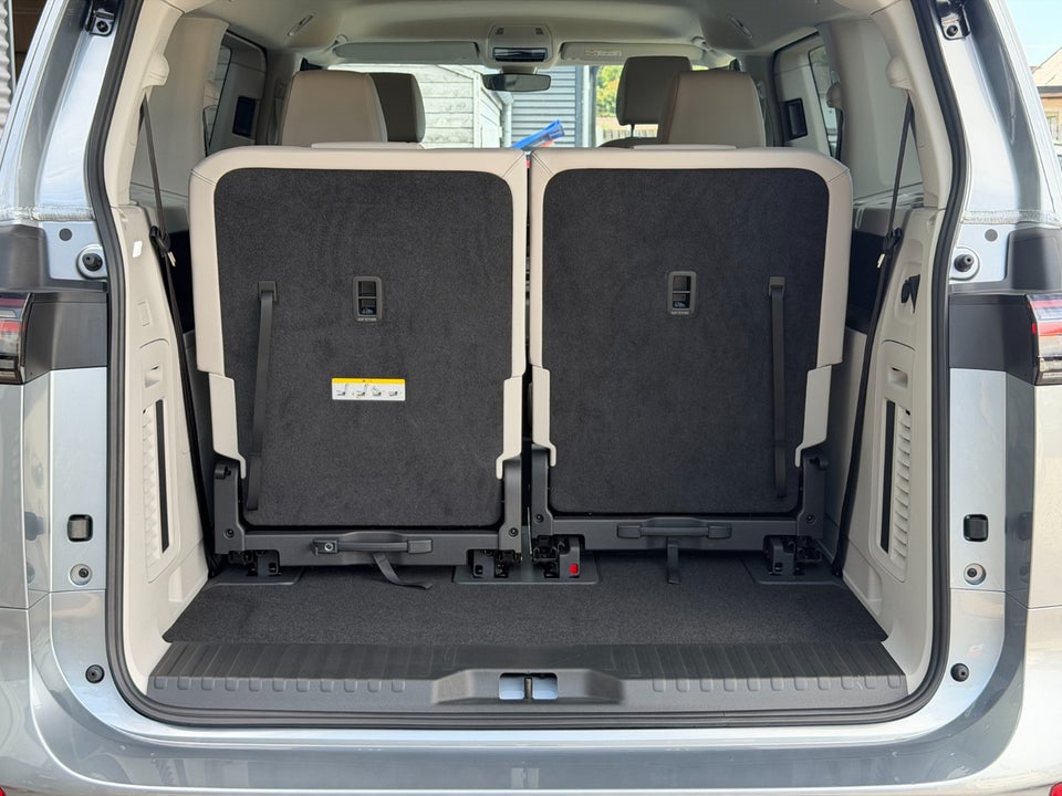 VW ID. Buzz 79 Pro 6prs SWB 5d