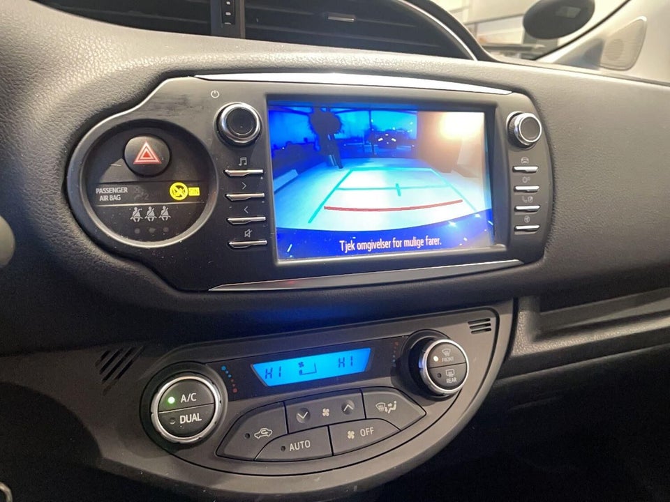 Toyota Yaris 1,5 Hybrid H2 Premium e-CVT 5d