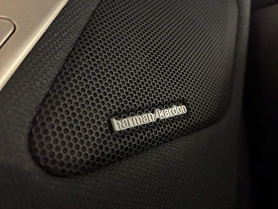 BMW iX xDrive40 Supercharged 5d