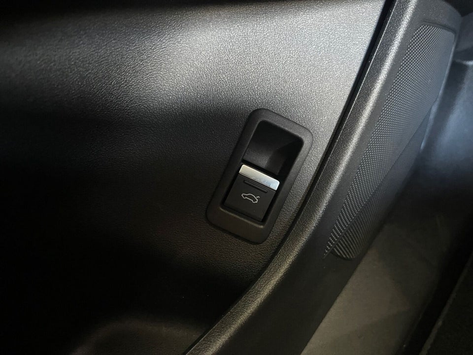 Audi Q4 e-tron 40 S-line Sportback 5d