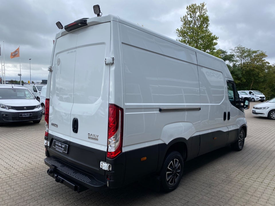Iveco Daily 3,0 35S18 12m³ Van AG8