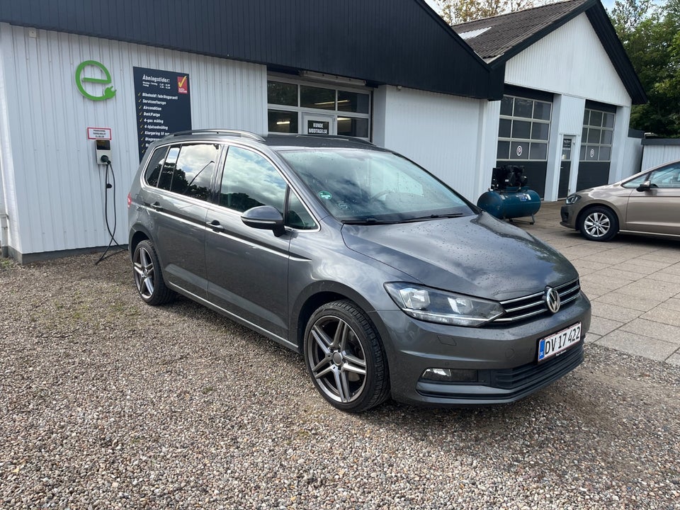 VW Touran 1,6 TDi 115 Comfortline DSG 7prs 5d