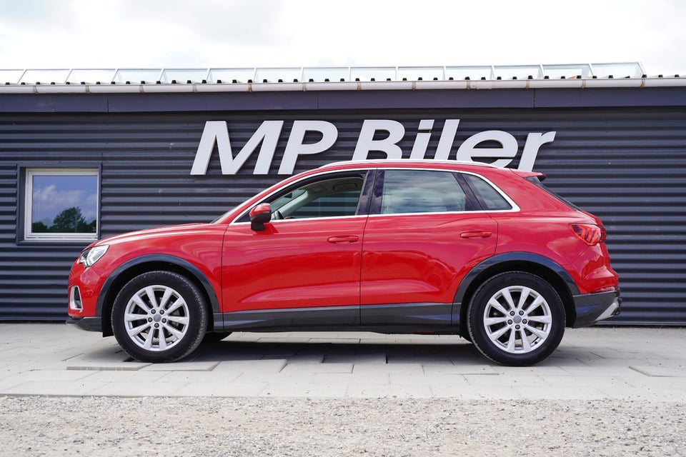 Audi Q3 35 TFSi Advanced Prestige S-tr. 5d
