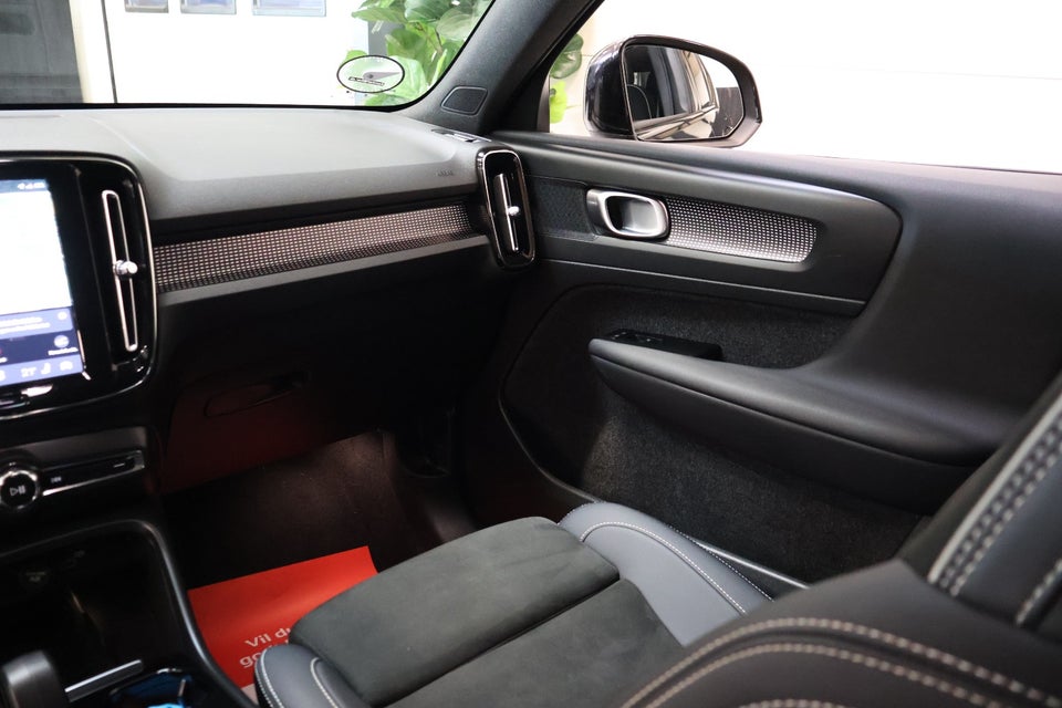 Volvo XC40 P6 ReCharge Plus 5d
