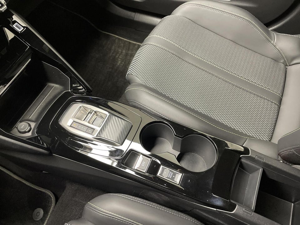 Peugeot e-2008 54 GT 5d