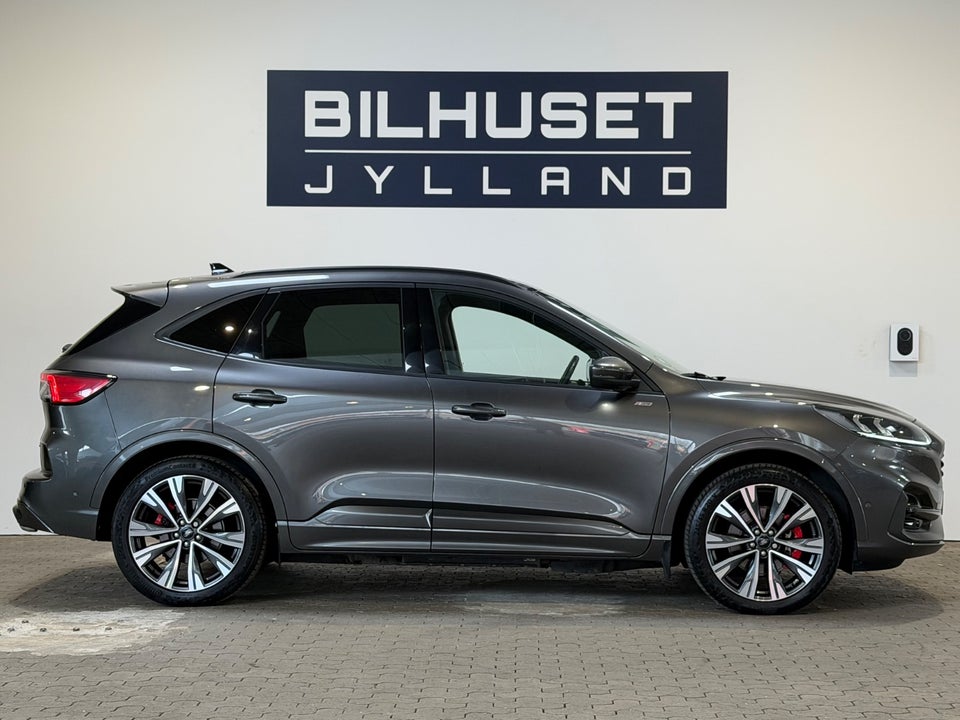 Ford Kuga 2,5 PHEV ST-Line X CVT 5d