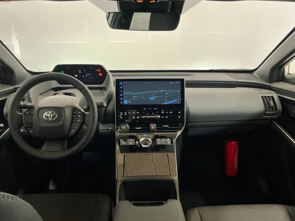 Toyota bZ4X Executive 5d