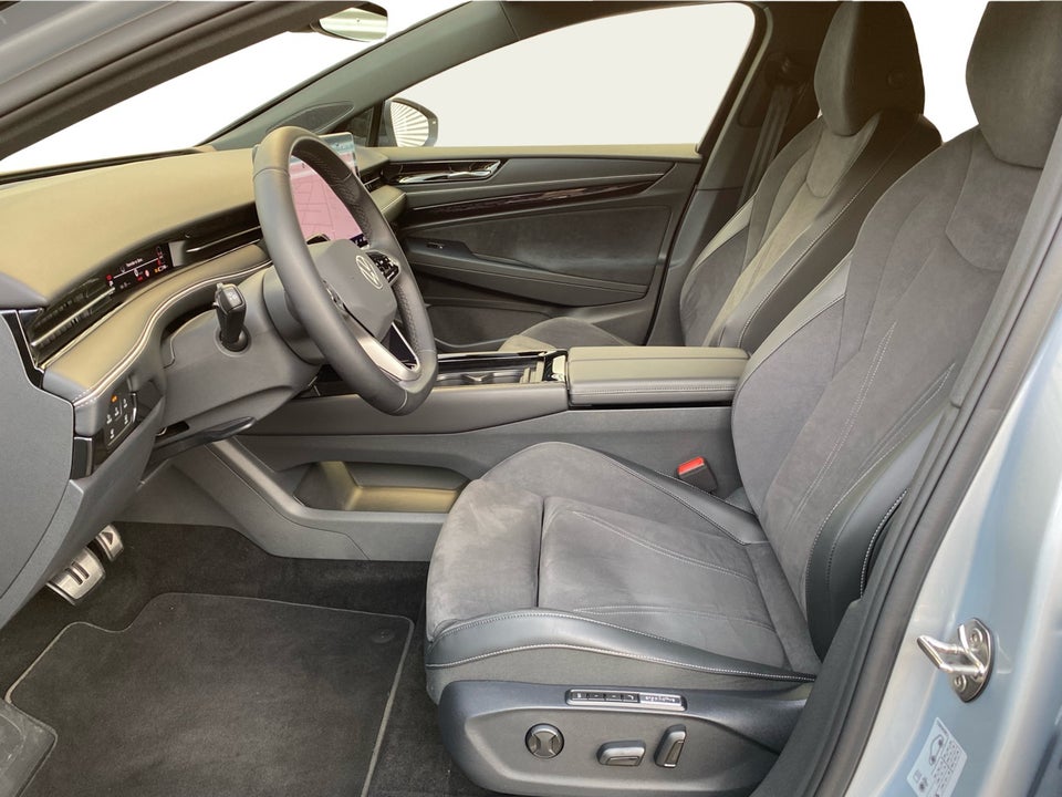 VW ID.7 86 Pro S Tourer 5d