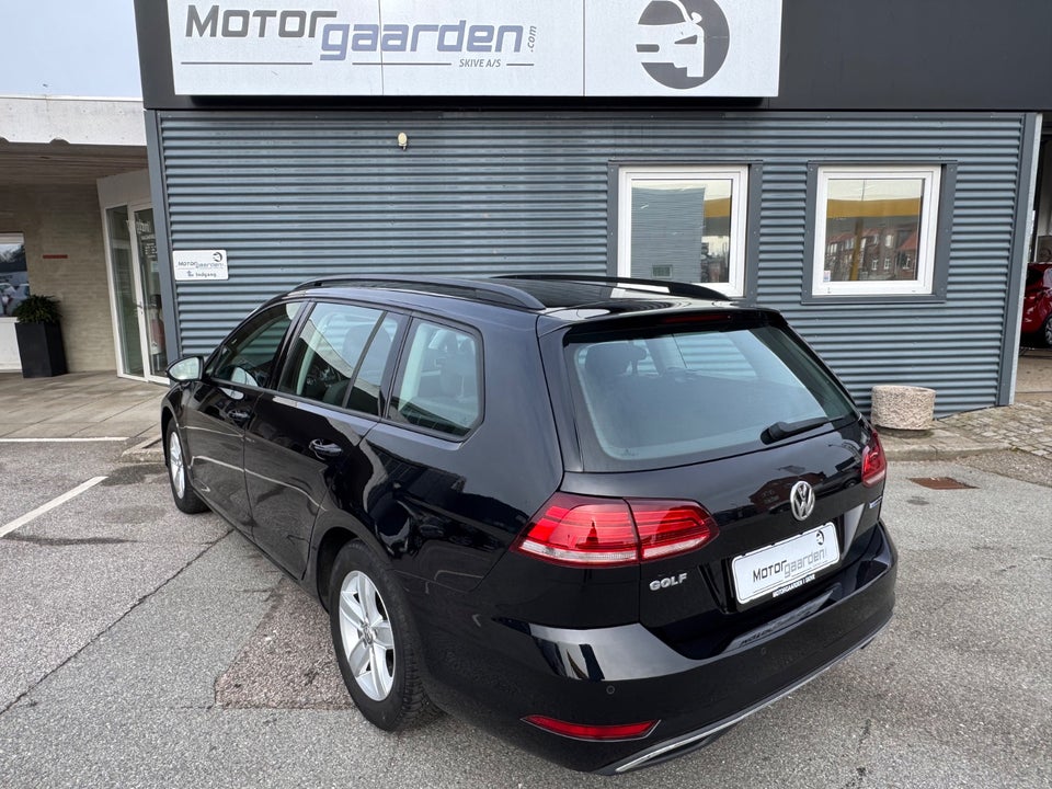 VW Golf VII 1,5 TSi 130 Comfortline Variant 5d