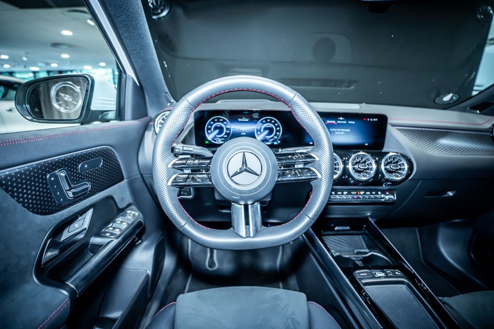 Mercedes EQA250+ AMG Premium 5d