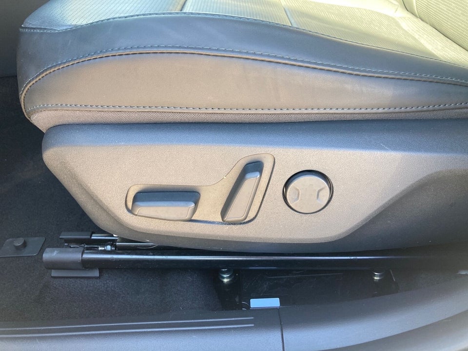 Kia Niro 64 EV Upgrade 5d