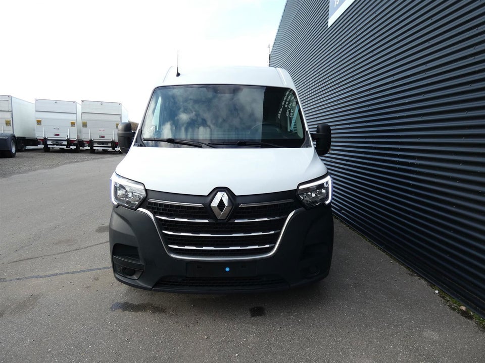 Renault Master IV T33 2,3 dCi 150 L2H2 Kassevogn