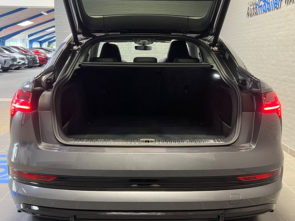 Audi e-tron 55 S-line Sportback quattro 5d