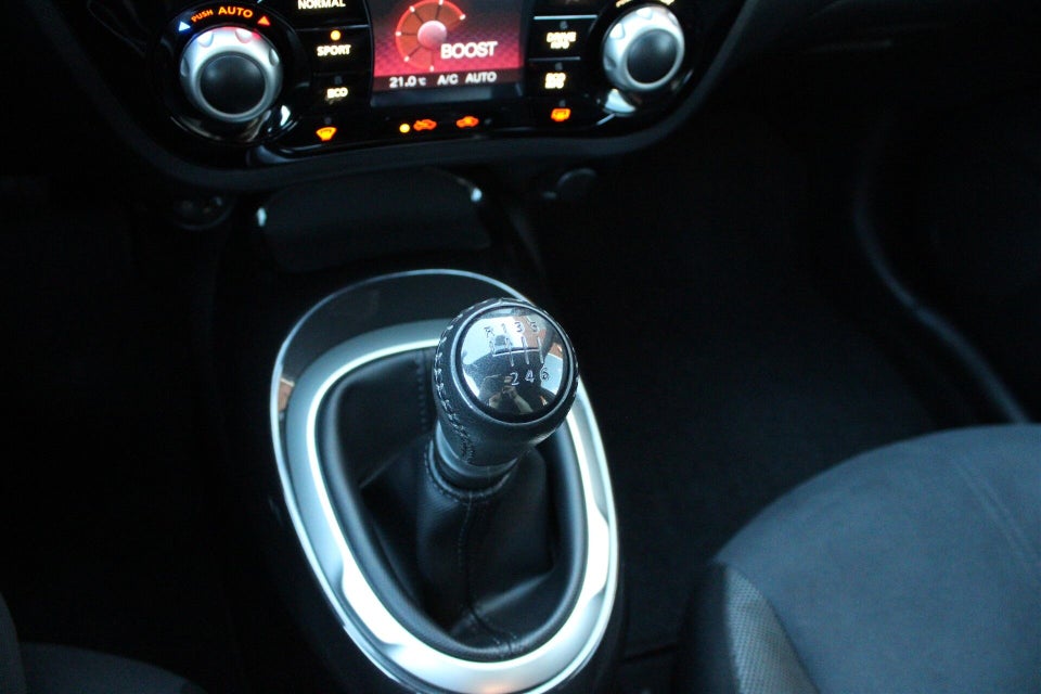 Nissan Juke 1,2 Dig-T 115 N-Connecta 5d