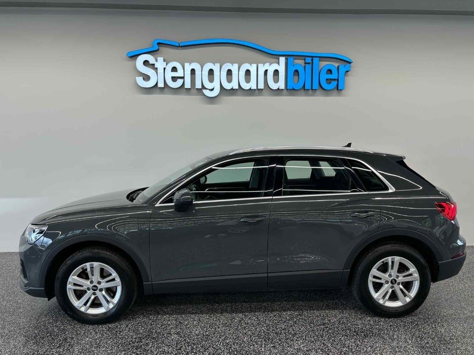 Audi Q3 45 TFSi e Attitude plus S-tr. 5d