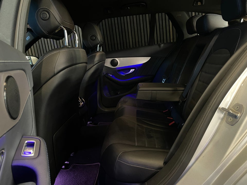 Mercedes C220 d 2,0 AMG Line Night Edition stc. aut. 5d