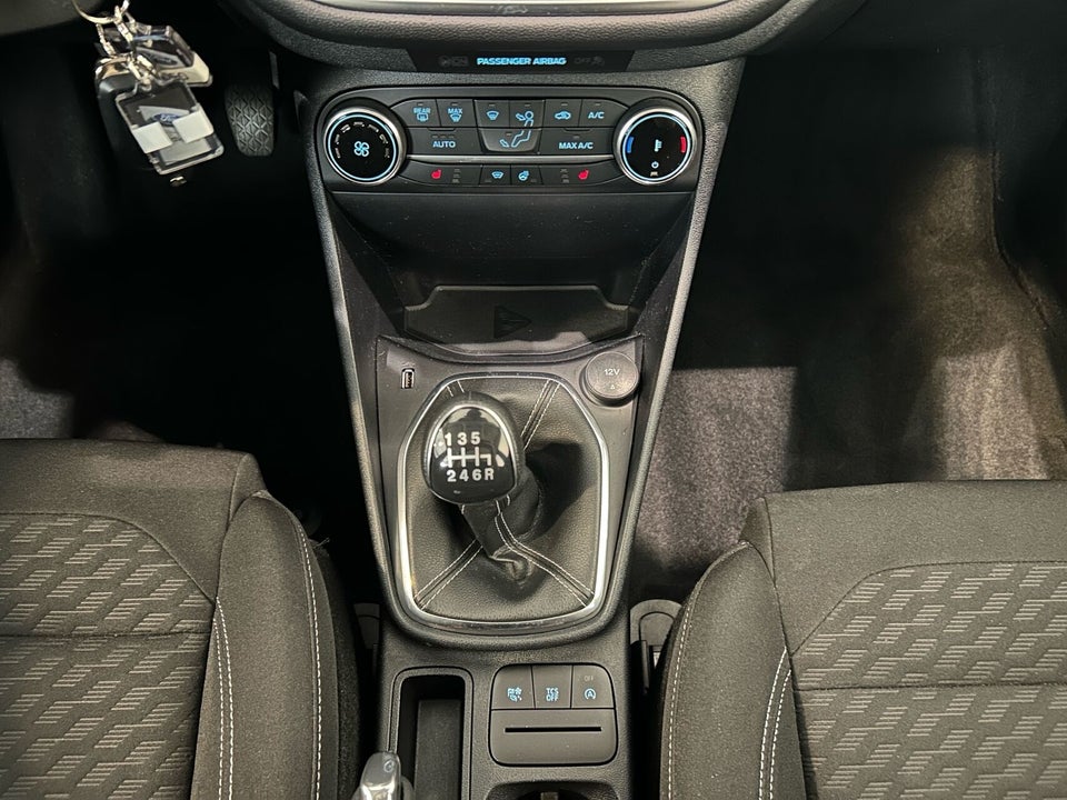 Ford Fiesta 1,0 EcoBoost mHEV Titanium 5d