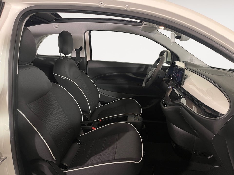 Fiat 500e 42 Icon Cabrio 2d