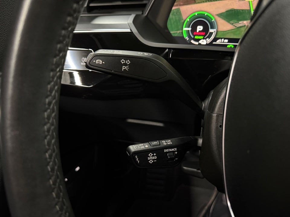 Audi Q8 e-tron 55 Advanced quattro 5d