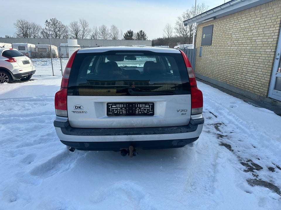 Volvo V70 2,4 140 Business 5d