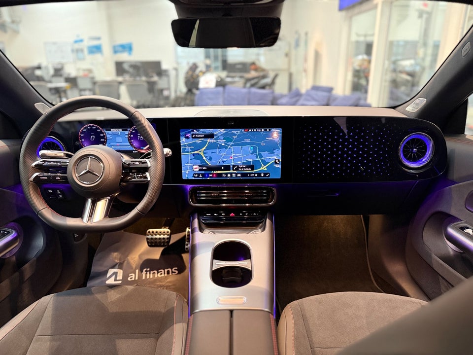 Mercedes CLA250+ electric AMG Line 4d