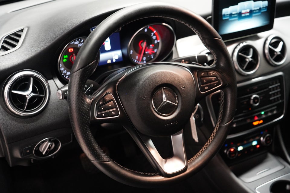 Mercedes GLA200 1,6 Urban aut. Van 5d