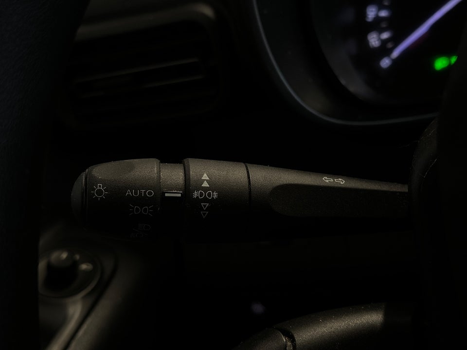 Citroën Berlingo 1,5 BlueHDi 100 Shine 5d